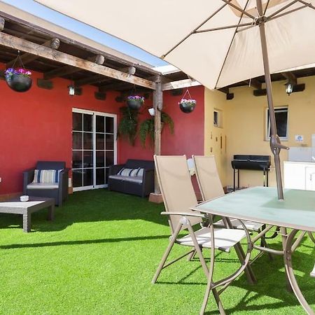 Villa Blanca Tenerife - Complete House - Terrace And Bbq, 5 Minutes From The Beach And Airport San Isidro  Eksteriør billede