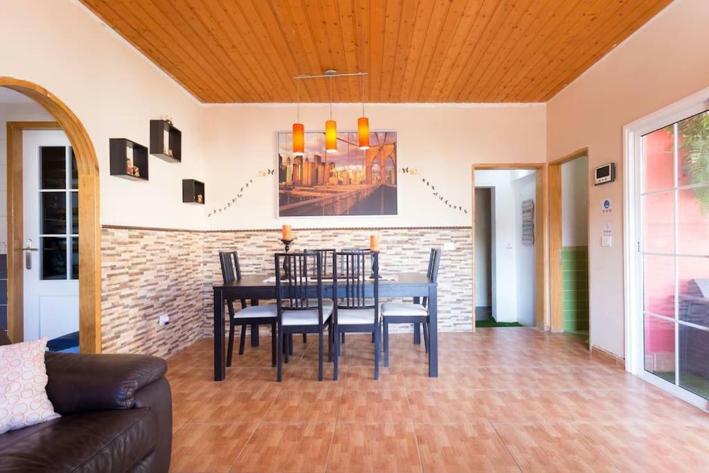 Villa Blanca Tenerife - Complete House - Terrace And Bbq, 5 Minutes From The Beach And Airport San Isidro  Eksteriør billede